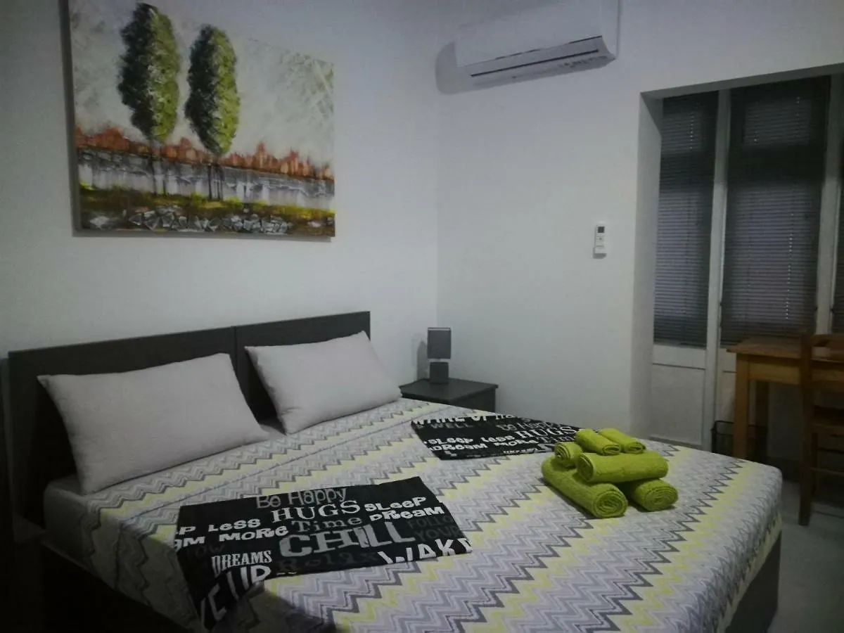 Luxury Apartment Close To Seafront Sliema